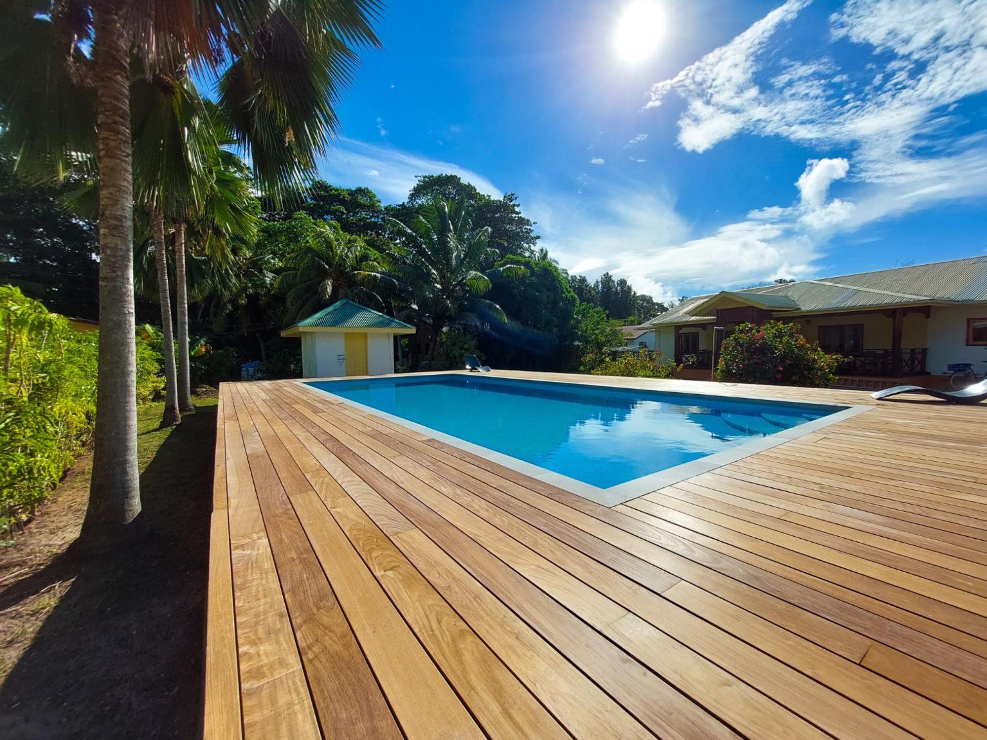 Jms Ventures Guesthouse - Private Pool La Digue Exterior photo