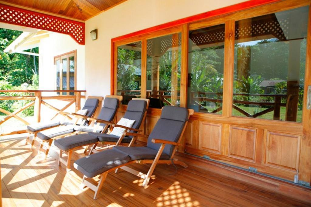 Jms Ventures Guesthouse - Private Pool La Digue Room photo